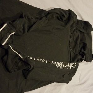 Hooded light pullover